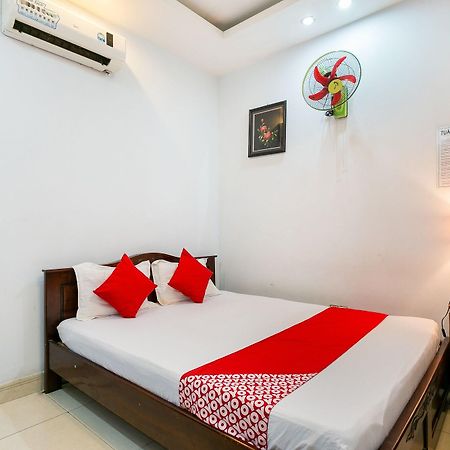 Oyo 130 Tuan Long Hotel Ho Chi Minh-staden Exteriör bild