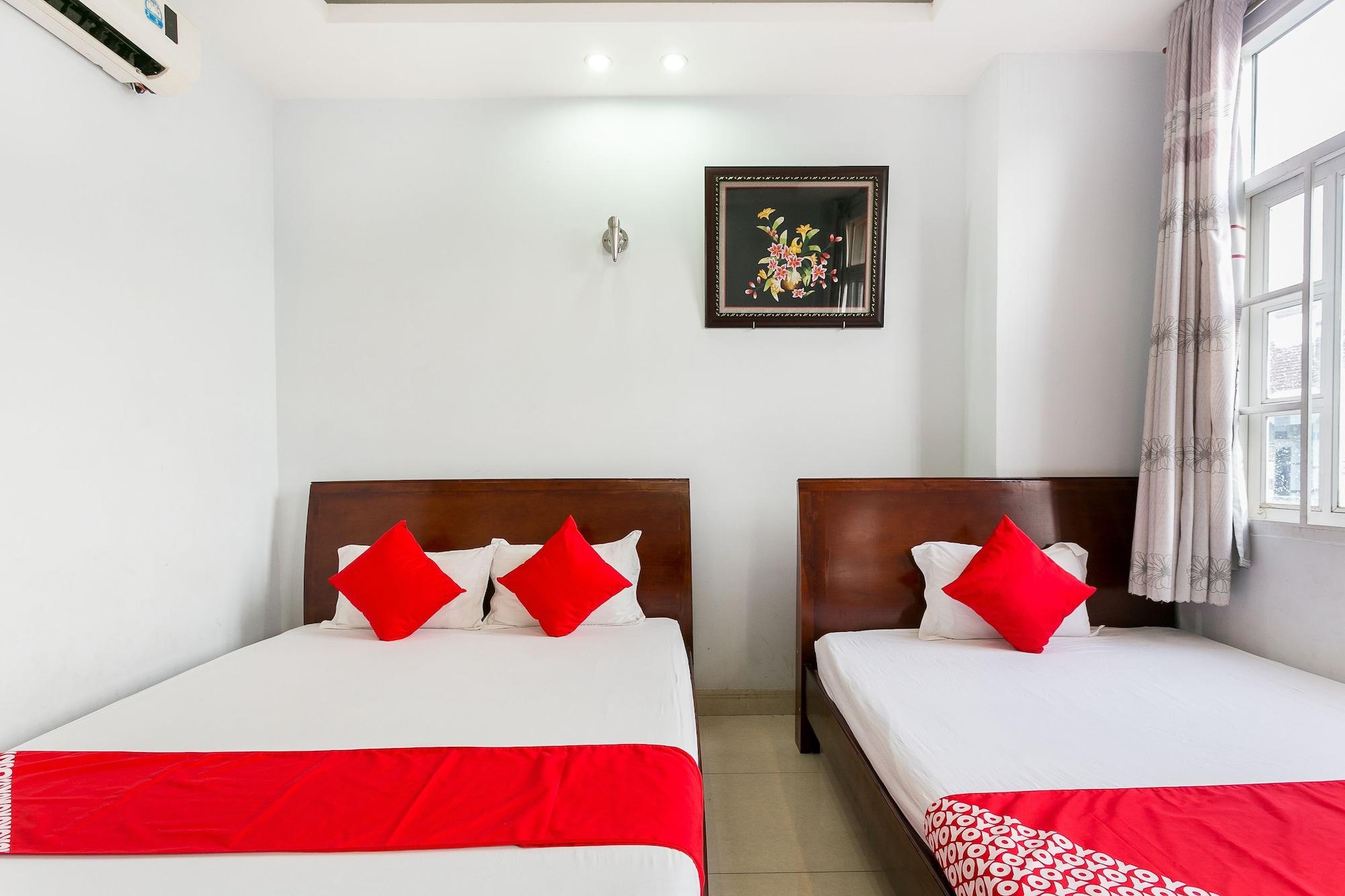 Oyo 130 Tuan Long Hotel Ho Chi Minh-staden Exteriör bild