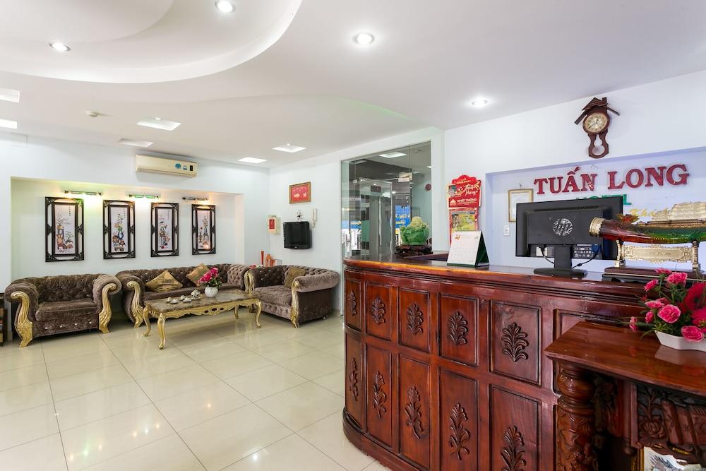 Oyo 130 Tuan Long Hotel Ho Chi Minh-staden Exteriör bild