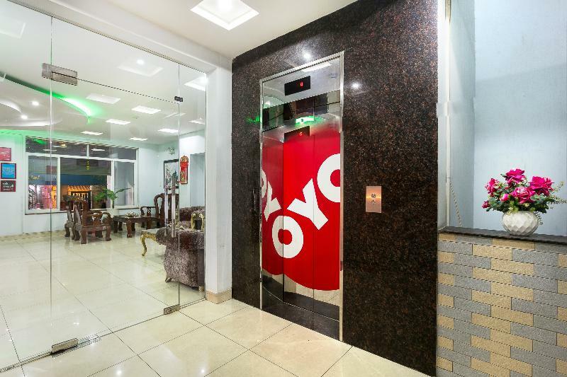 Oyo 130 Tuan Long Hotel Ho Chi Minh-staden Exteriör bild