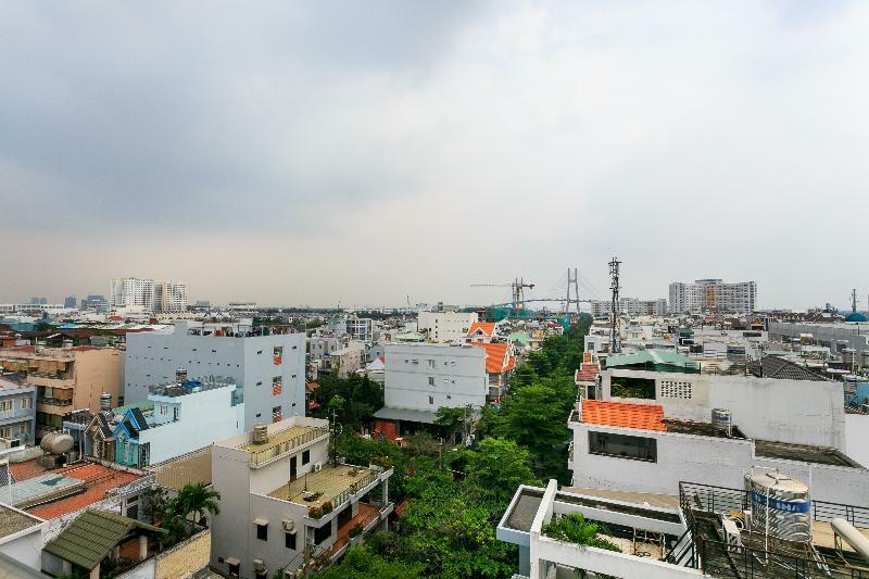 Oyo 130 Tuan Long Hotel Ho Chi Minh-staden Exteriör bild
