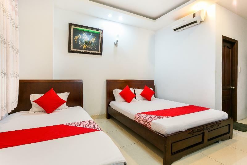 Oyo 130 Tuan Long Hotel Ho Chi Minh-staden Exteriör bild