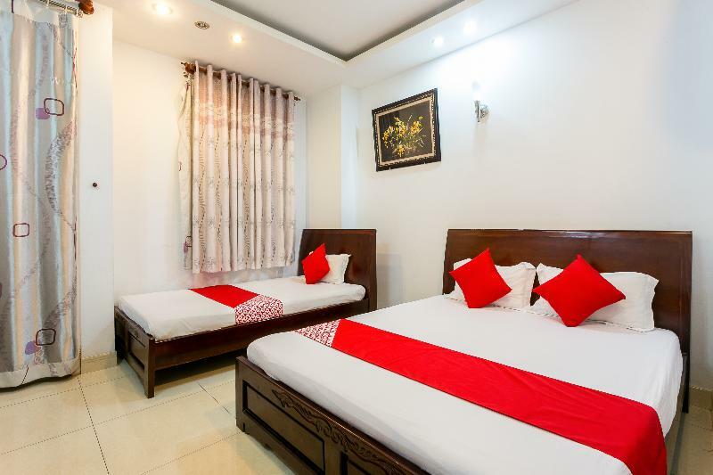 Oyo 130 Tuan Long Hotel Ho Chi Minh-staden Exteriör bild