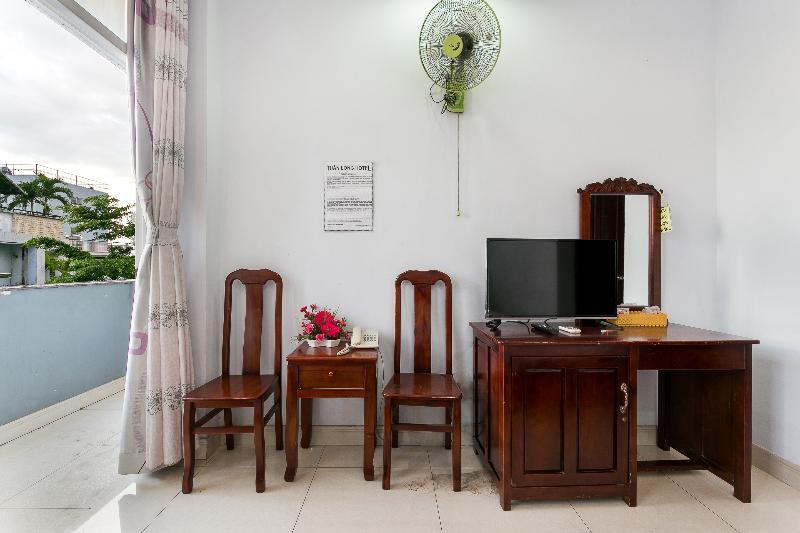 Oyo 130 Tuan Long Hotel Ho Chi Minh-staden Exteriör bild